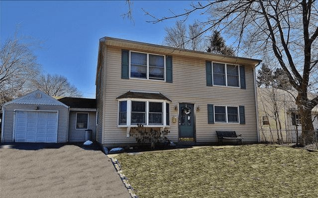 289 HOWARD Street, Township of Washington